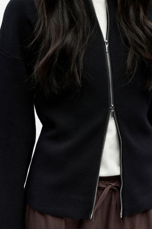 Reynard Knit Cardigan - musta