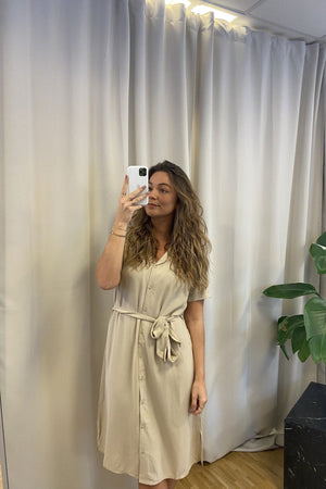 Olivia -mekko - valkoinen pippuri