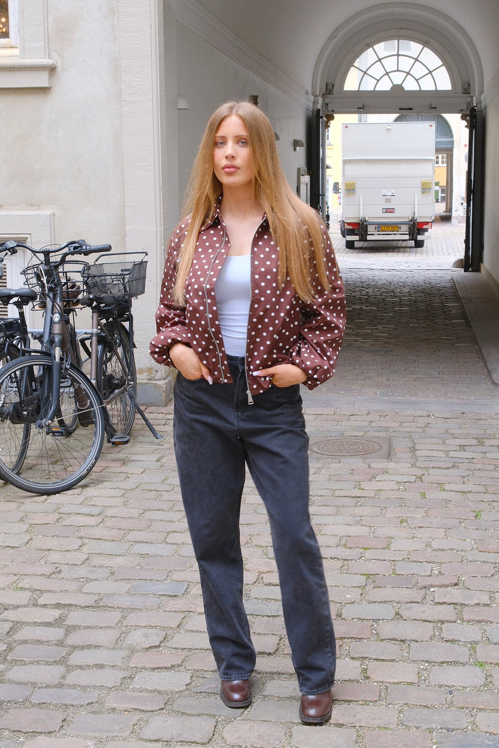 Isabel-takki - ruskea