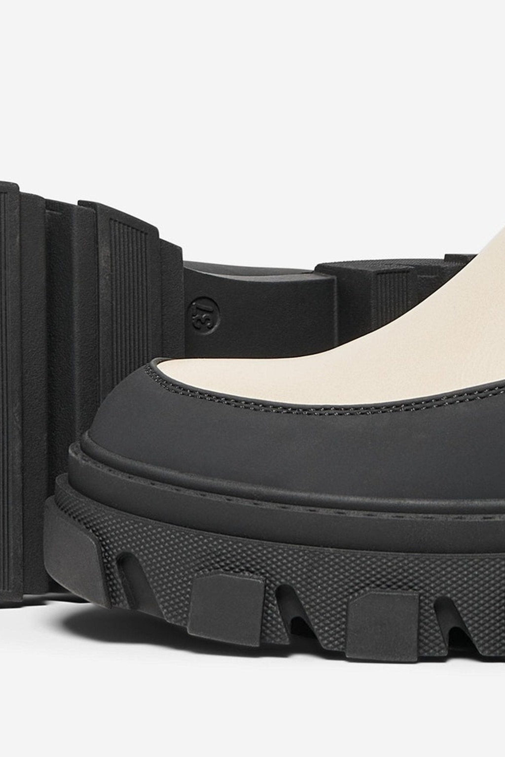 Tola Chunky Boots - beige