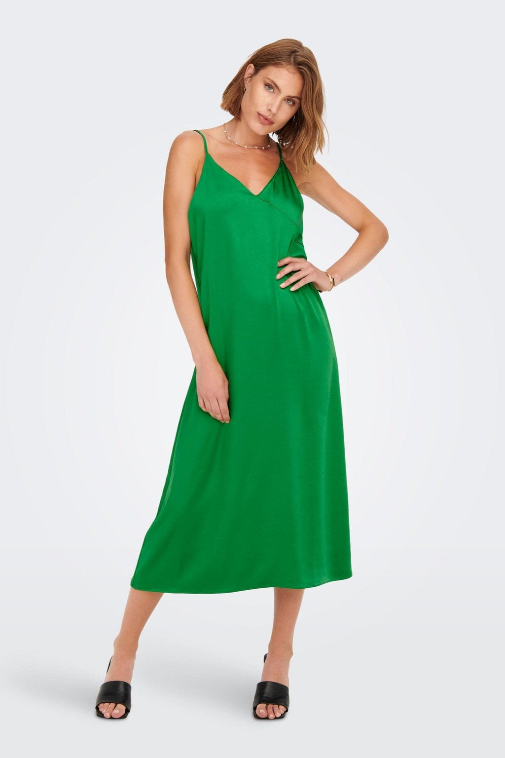 Cosmo Slip Kjole - Ensimmäinen tee