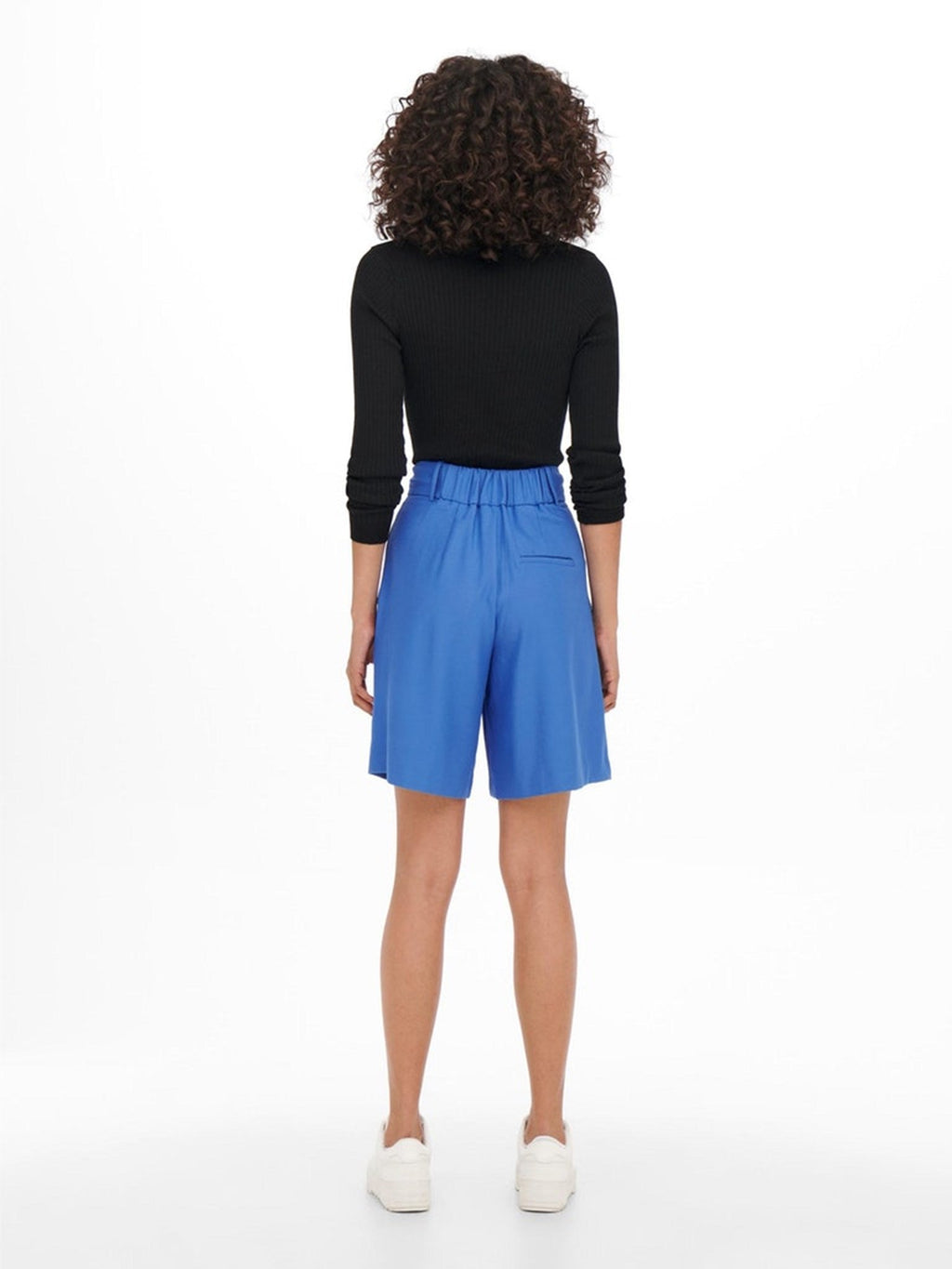 Violetti shortsit - Vahva sininen