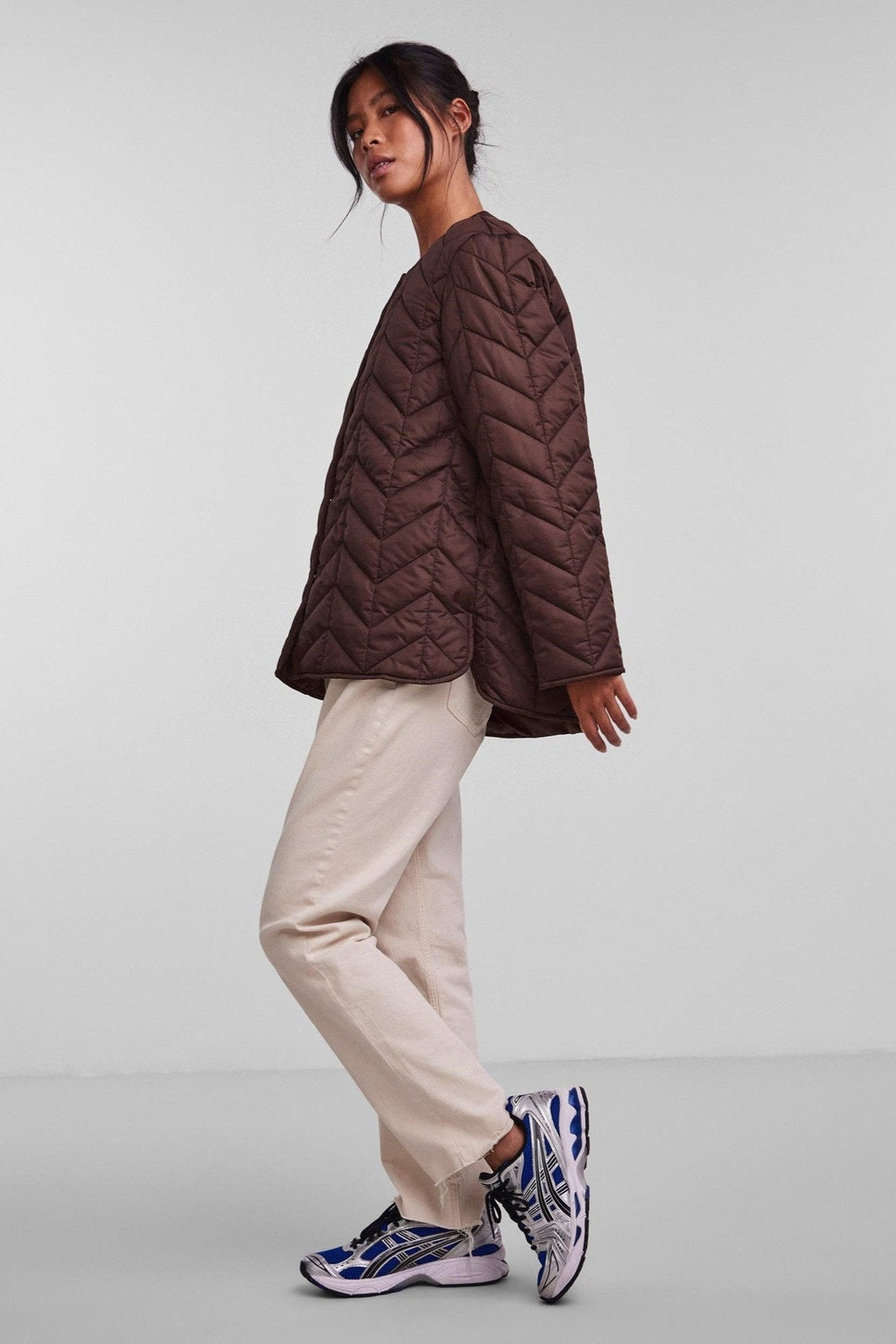 Fawn lyhyt tikattu takki - sikuri kahvi