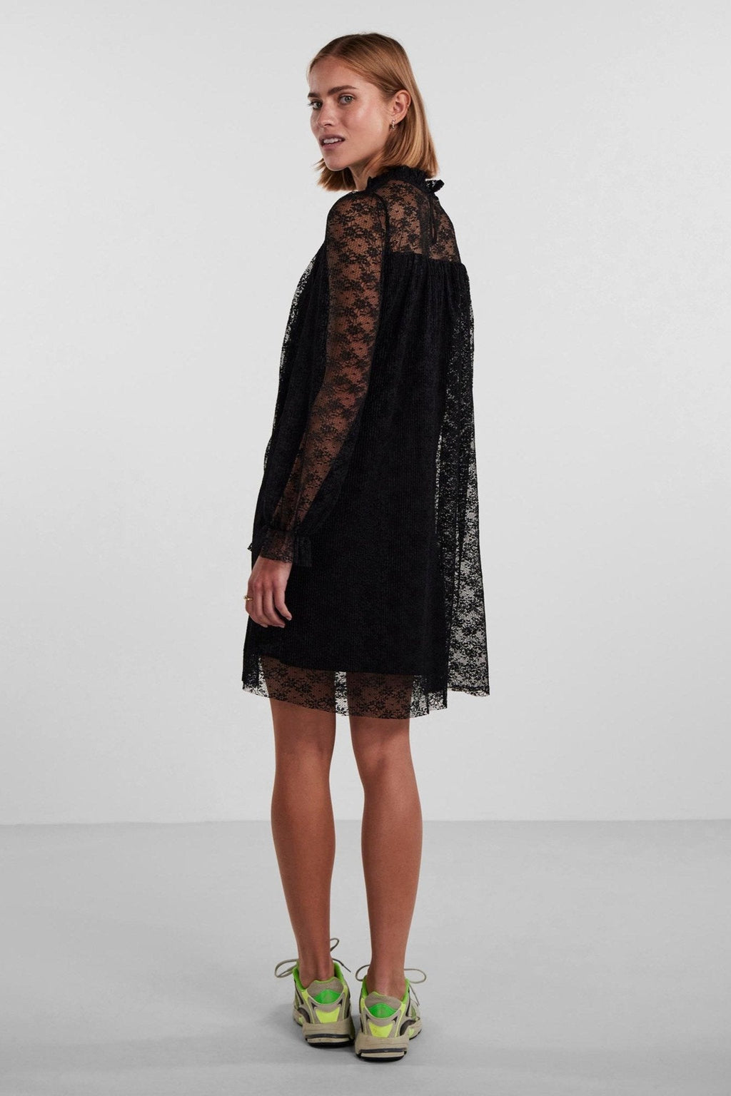 Voi pitsi maxi kjole - lajittelu