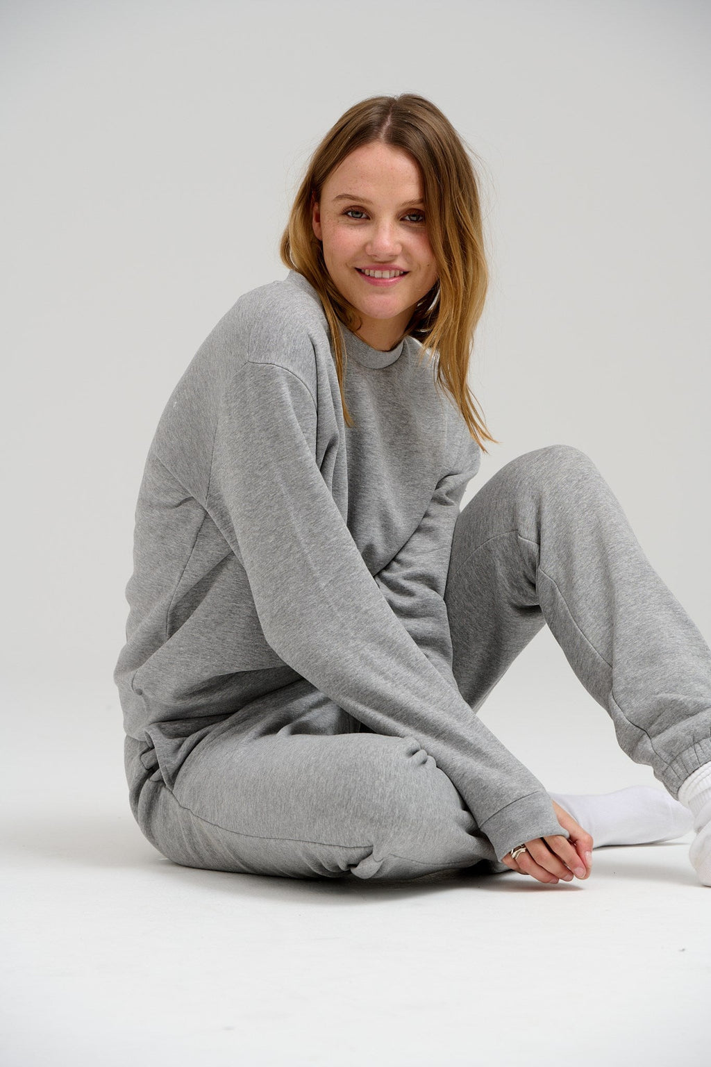 Perusryhmän kaulakehi - vaaleanharmaa melange