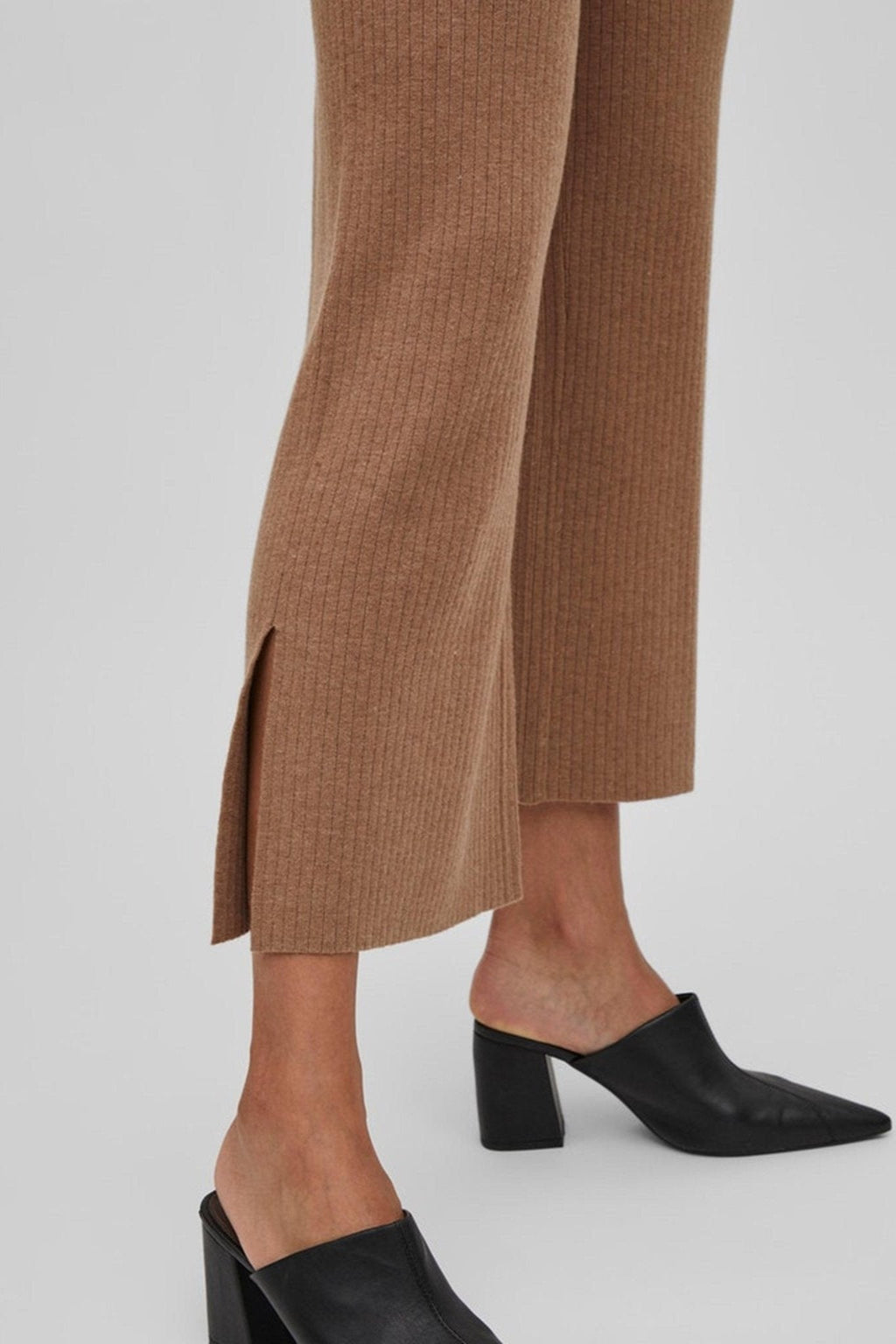 Kasley leimautuneet housut - paahdetut kookospähkinät