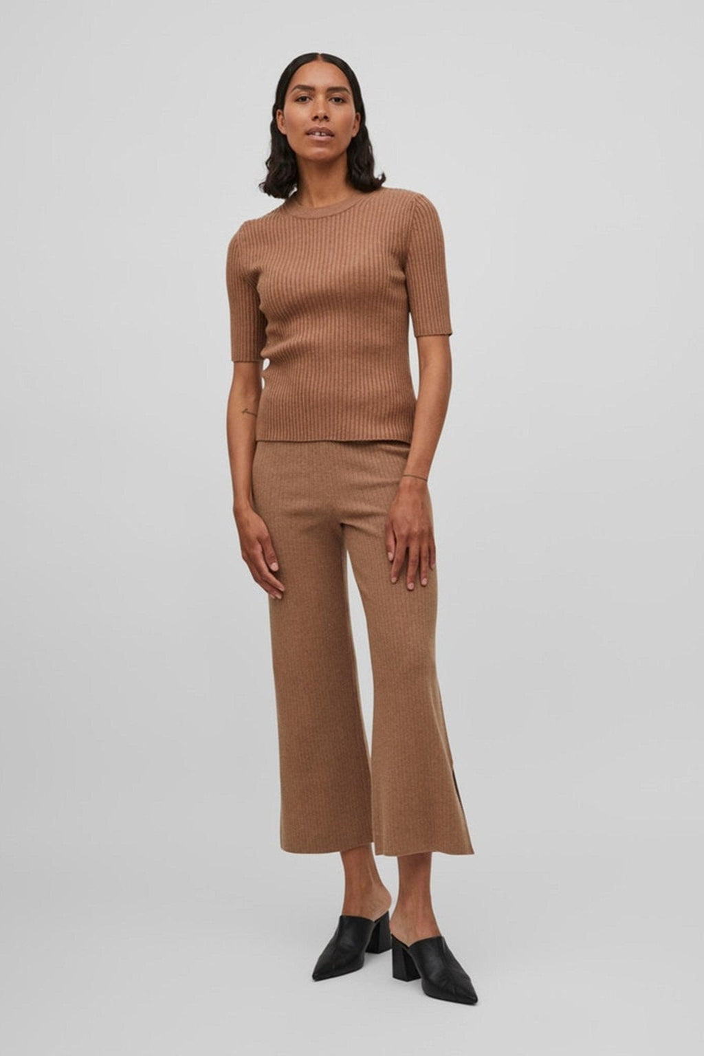 Kasley leimautuneet housut - paahdetut kookospähkinät