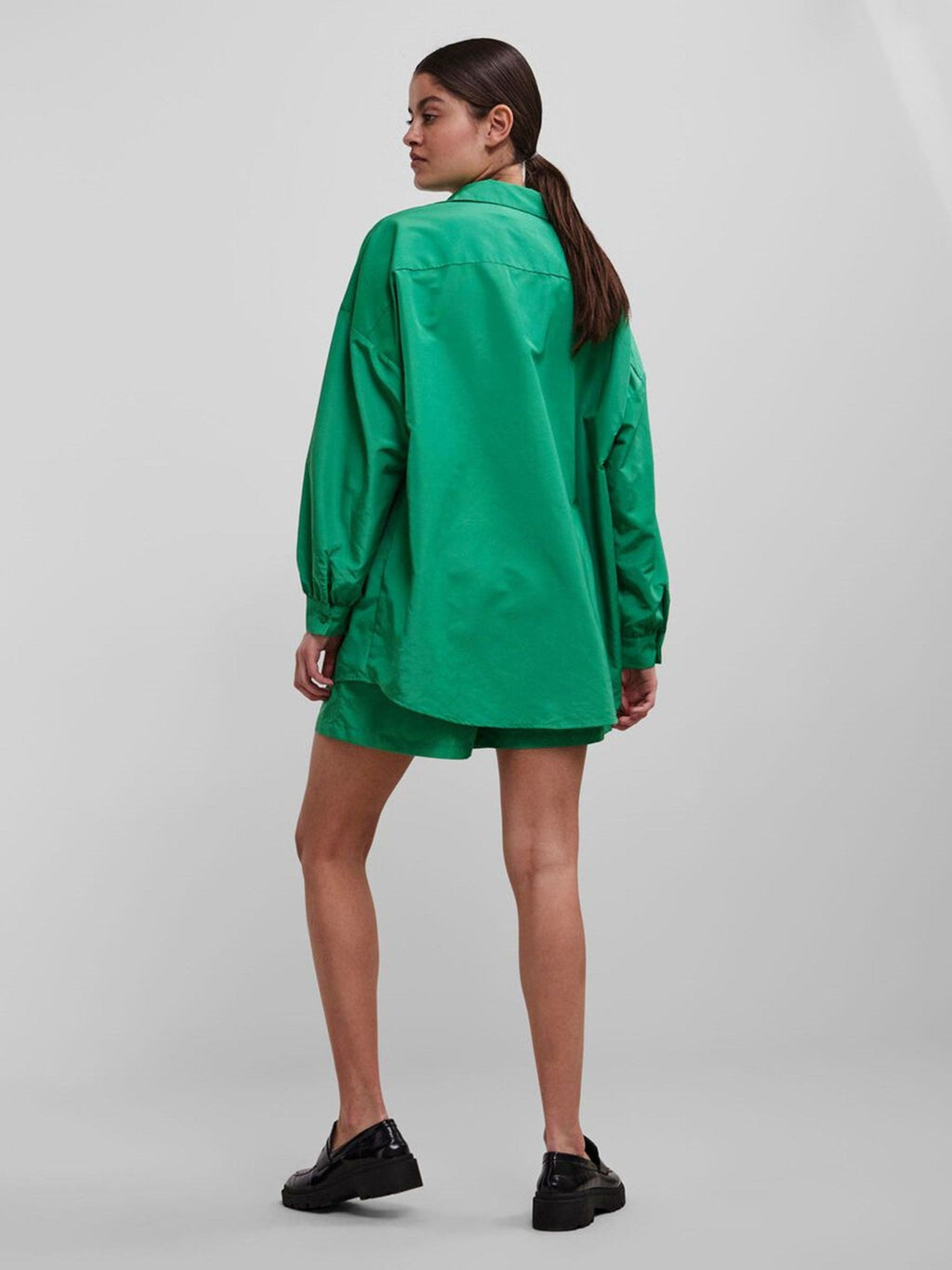 Chrilina ylisuuri paita - yksinkertainen vihreä